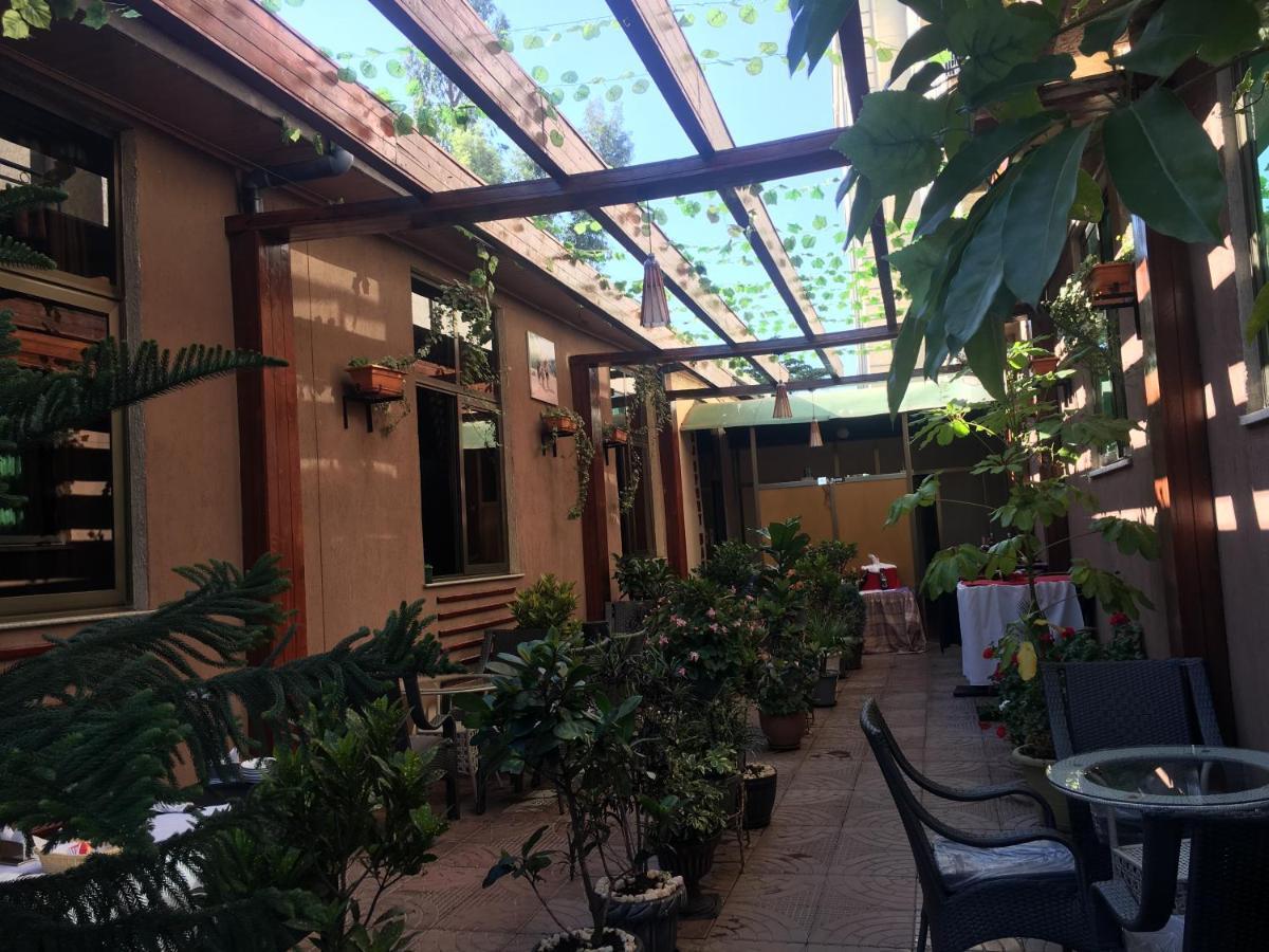 Jacaranda Hotel, Bahir Dar Exterior foto