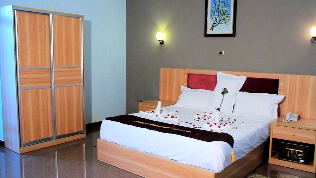 Jacaranda Hotel, Bahir Dar Exterior foto