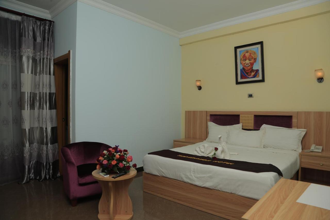 Jacaranda Hotel, Bahir Dar Exterior foto